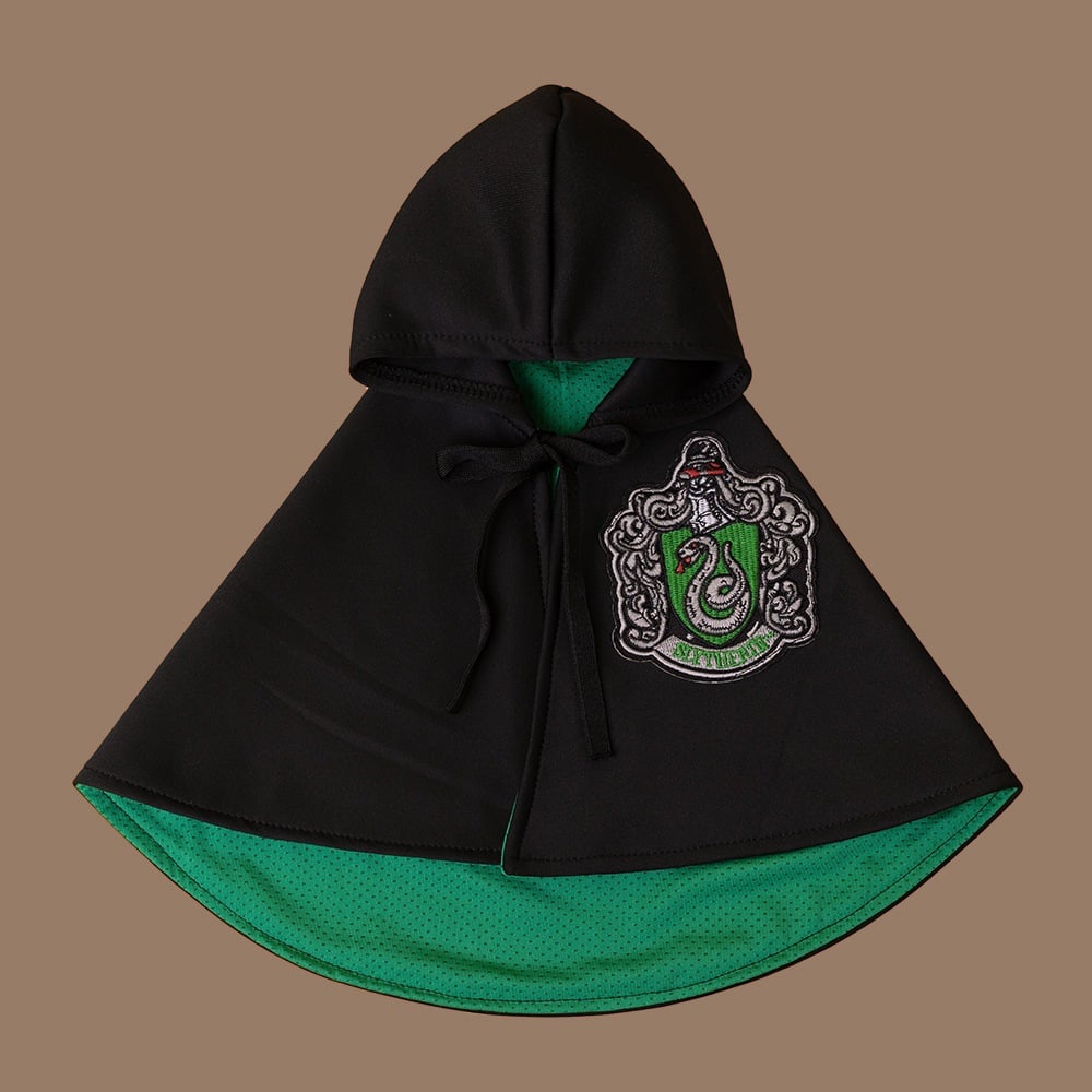 Magic halloween cape for pets