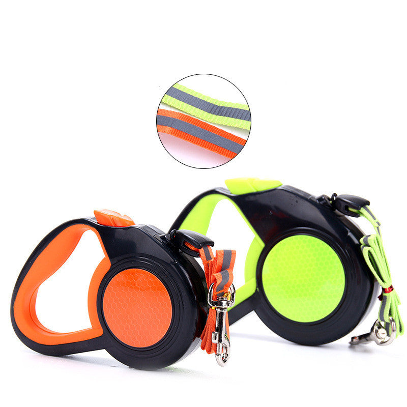 Reflective retractable leash